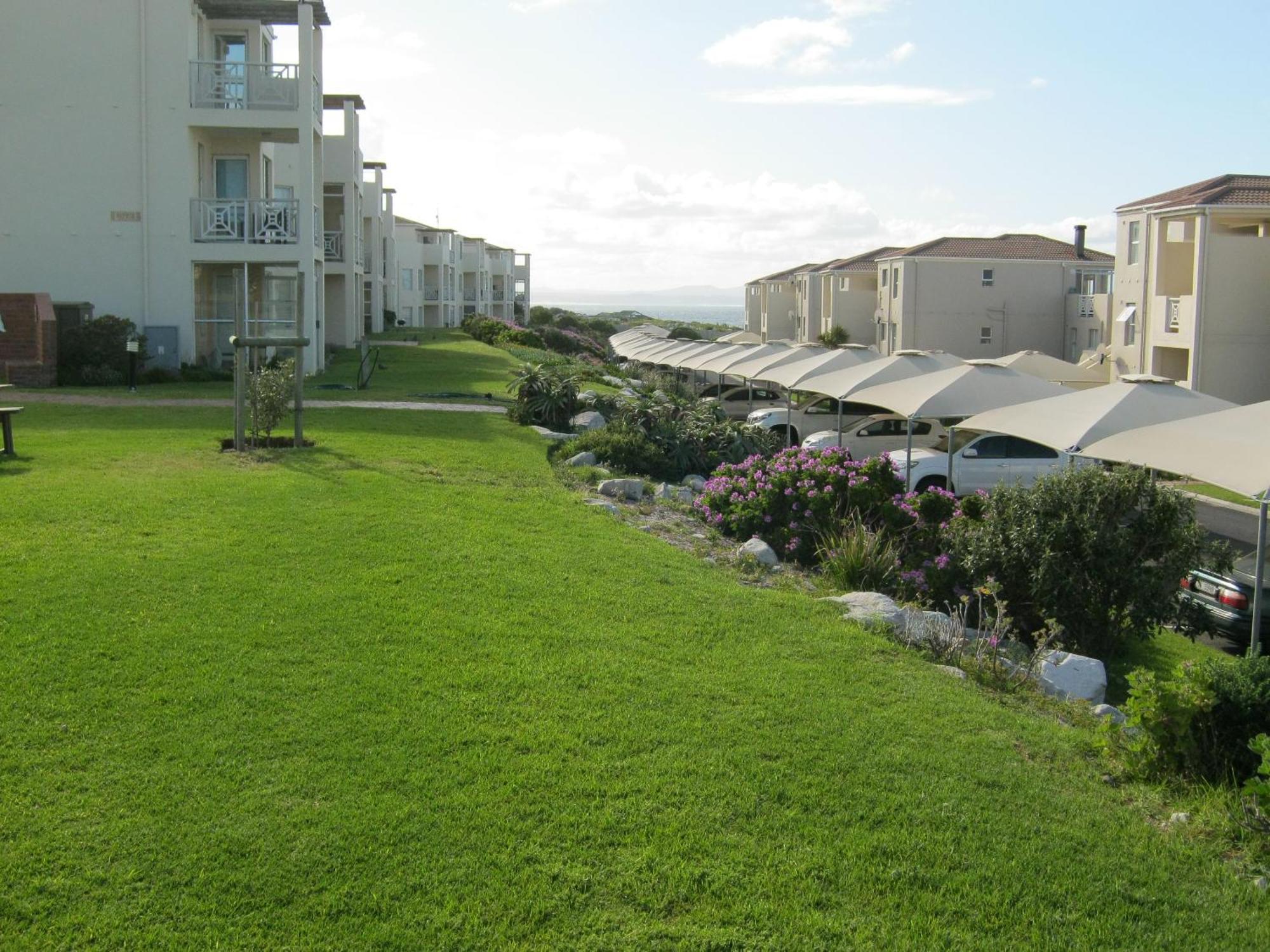 Hermanus Beach Club 263 - Ground Floor Apartment Exterior photo